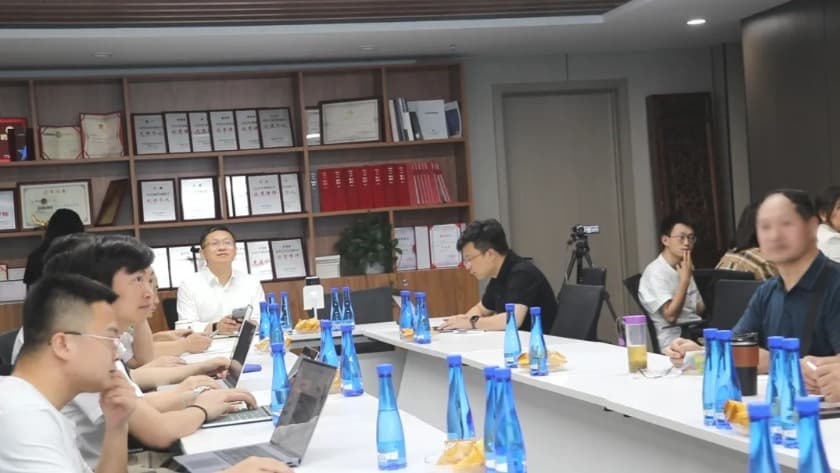 国有土地因政府违法行为导致收回,应该如何赔偿?