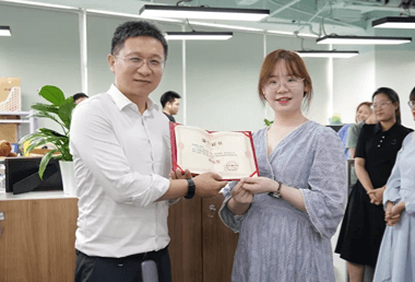 载誉前行 | 极致专业,盛廷律师为什么总是能实现“指数型成长”?