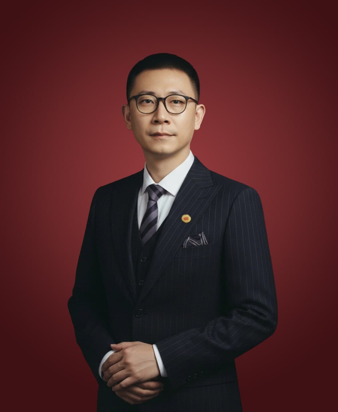 李永卓居中