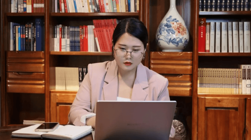 2赵丽雅律师:青年如初春,当锐意进取.png