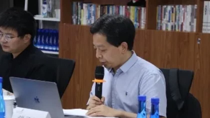 3北京市物权法学研究会成功举办《农村集体经济组织法(草案)》(征求意见稿)研讨会.jpg
