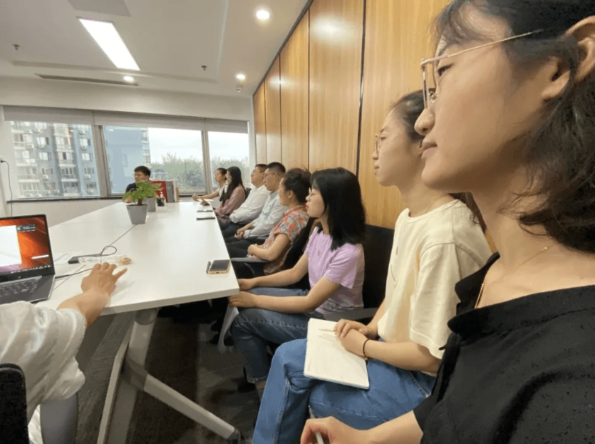 4盛廷联合党支部组织观看庆祝中国共产党成立100周年大会现场直播.png